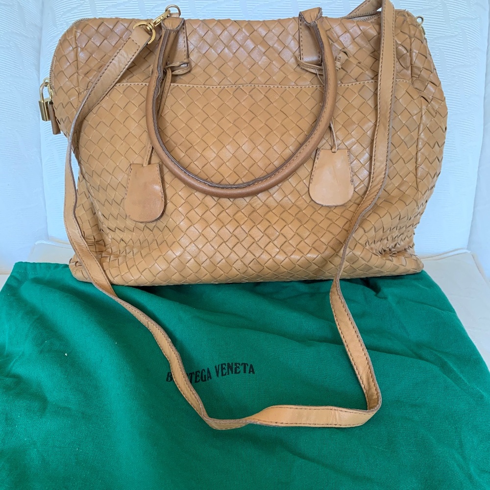 Bottega  Veneta intrecciato convertible bag